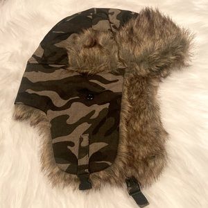 Camo Faux Fur Lined Trapper Hunting Hat NWT